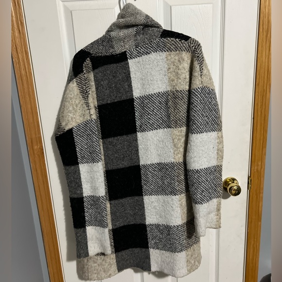 RD Style Cardigan - Picture 2 of 2